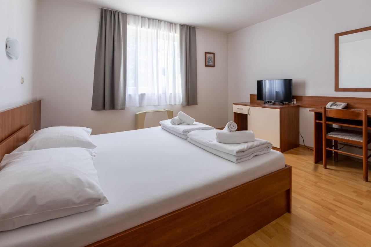 Porto Hotel 3*